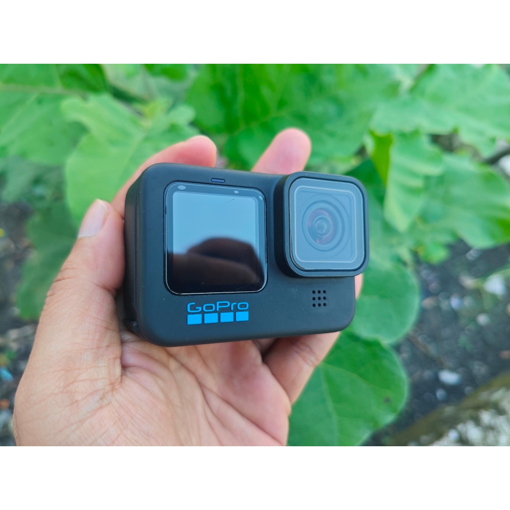 Gopro Hero 10 second fullset dus + 2 baterai kingma