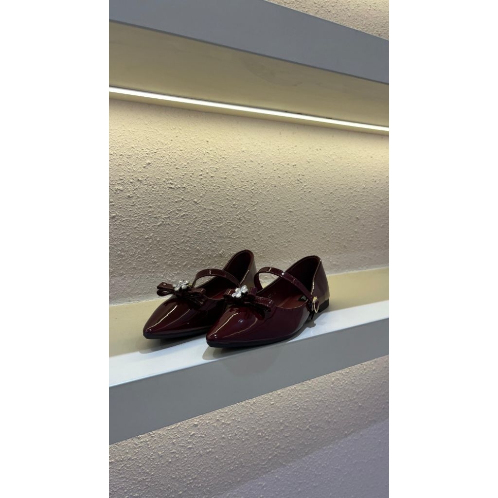 LEGA Sepatu Flat Tali Wanita VALERiE SHOES