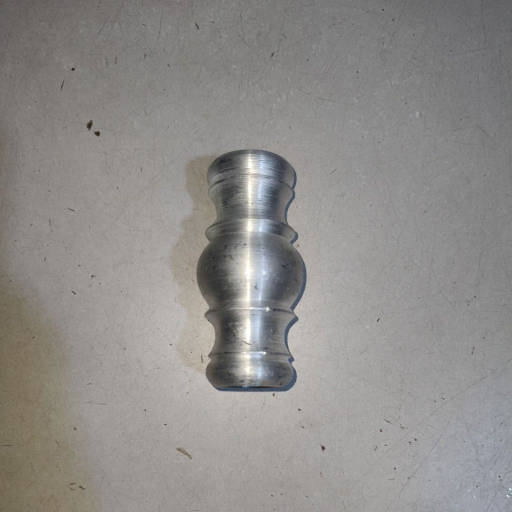 Ornamen Pagar Besi Lampion Klasik 19 mm