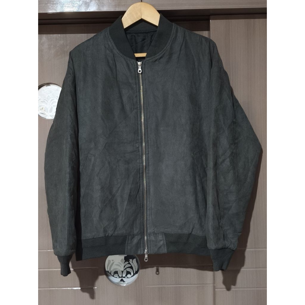 Jacket bomber bahan suede like new