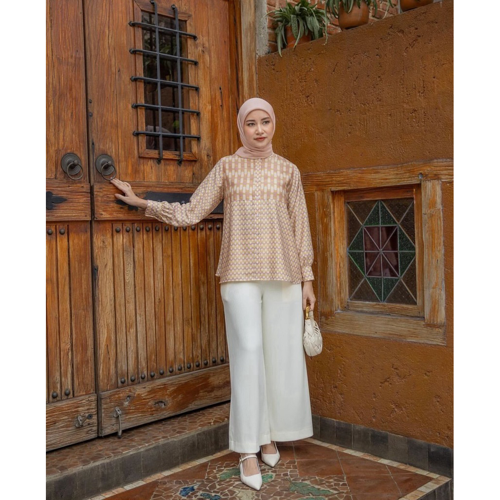 Fayra Dress dan Loona Blouse by Heavenlight