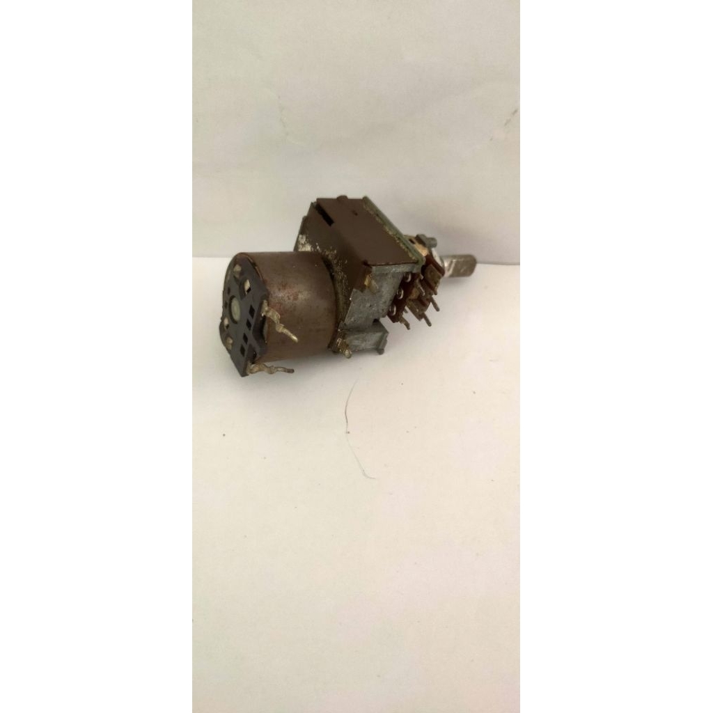 Potensio Stereo Motor 2x100K ALPS ( Japan) NOS