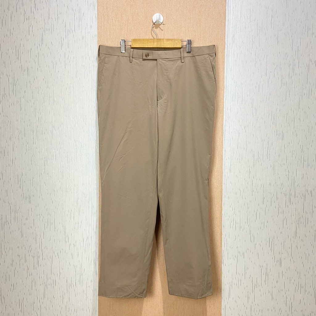 Work Pants UNIQLO AIRSENSE (Ultra Light) / Celana Bahan Pria / WP236 / Size 36