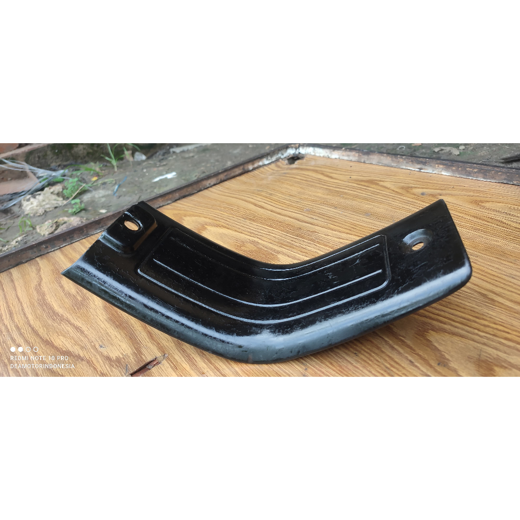 body tengah yamaha crypton