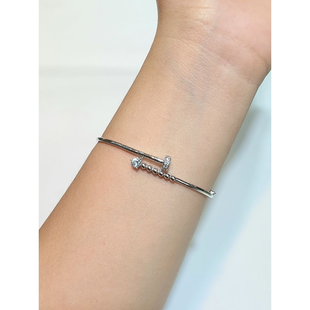 Gelang Kaku Bangle Emas Putih Fashion Wanita Paku Zircon 4.53 Gram 750 17K (GH180)