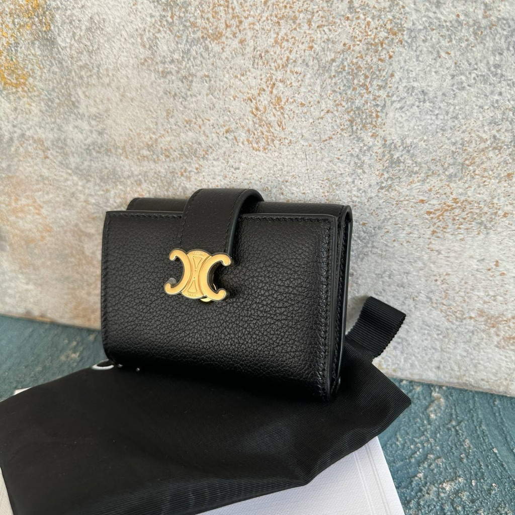 CELINE TRIOMPHE FINE STRAP WALLET BLACK