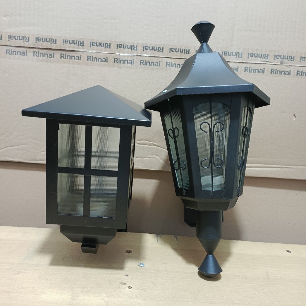 Lampu Dinding tempel  Hias dinding depan rumah-outdoor-minimalis