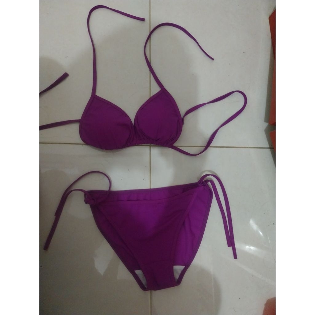 Bikini set tali , pakaian dalam wanita New