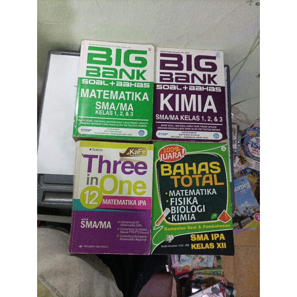 Buku Big Bank Soal+ Bahas Matematika dan Kimia SMA, KaFe Three in One Matematika IPA 12 , Bahas tota