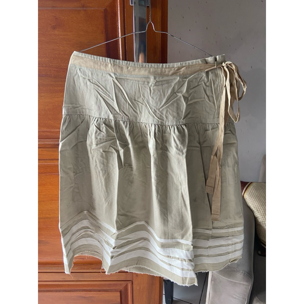 preloved Rok DKNY