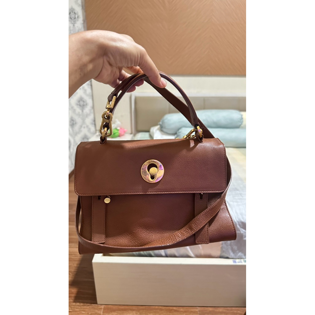 ysl bag vintage authentic. 98% kondisi good banget.