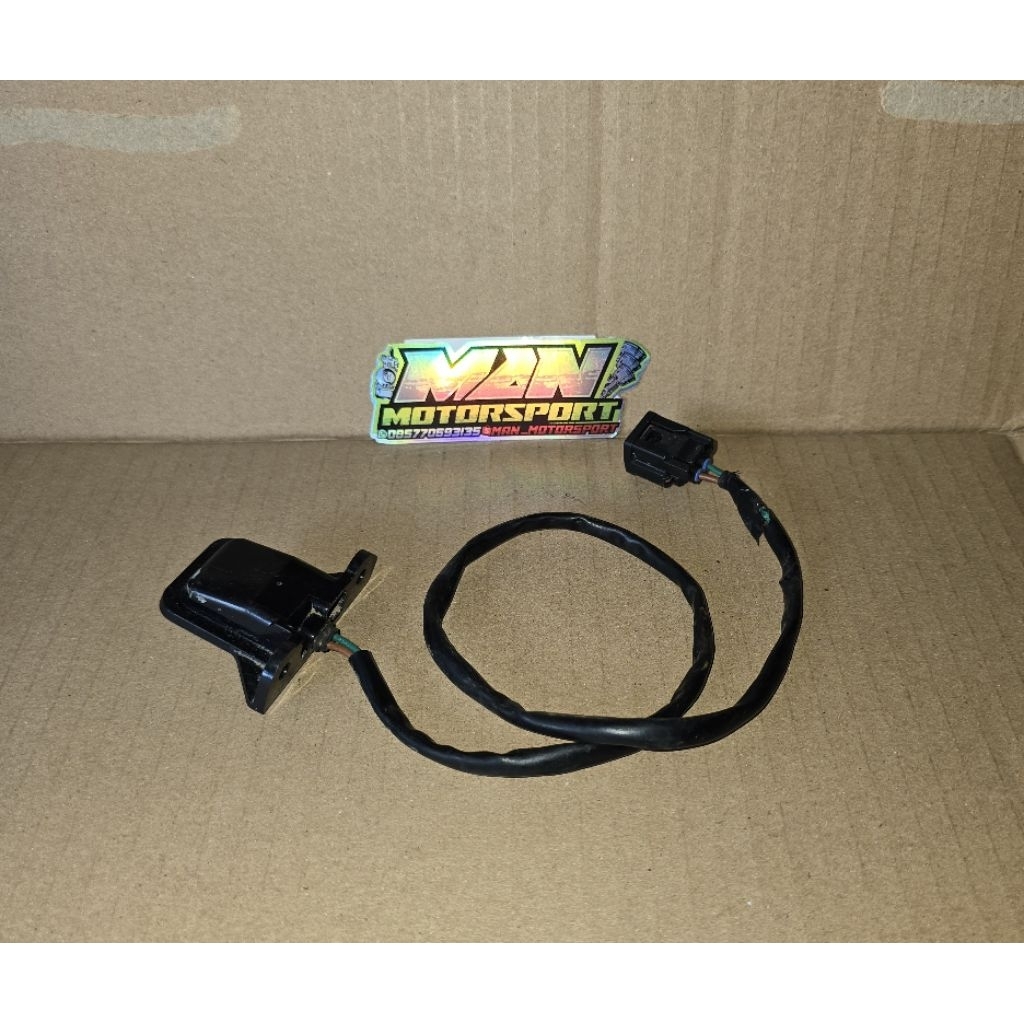 lampu led senja plat nomer spakbor belakang CBR 150 R original bekas copotan motor