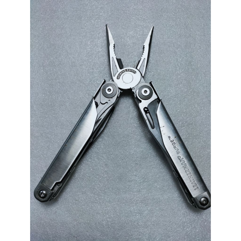 Leatherman Surge original lengkap kondisi second
