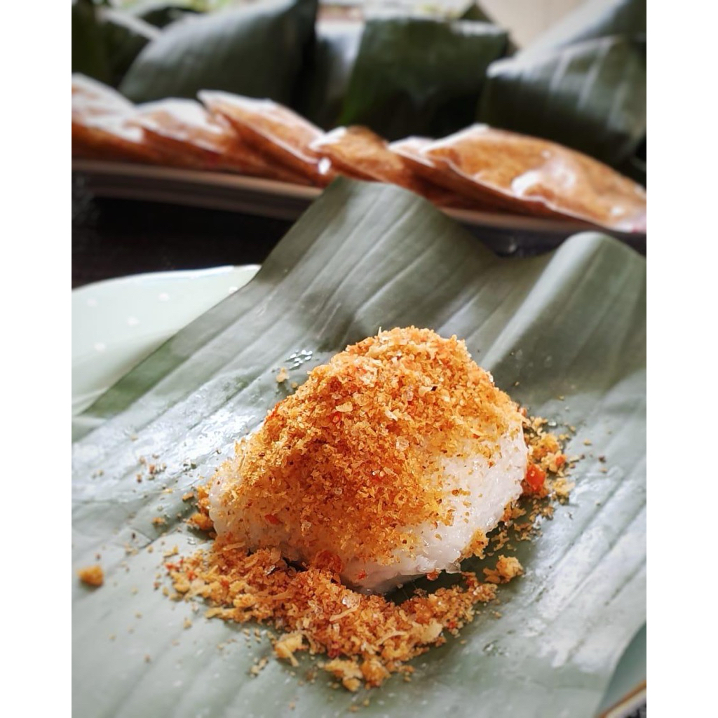 ketan bumbu serundeng