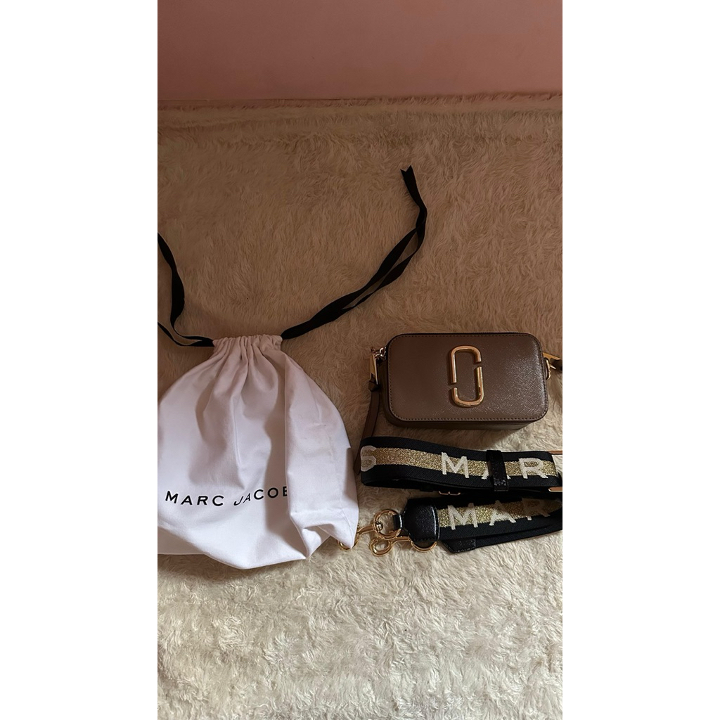 Preloved Marc Jacobs Snapshot like new original