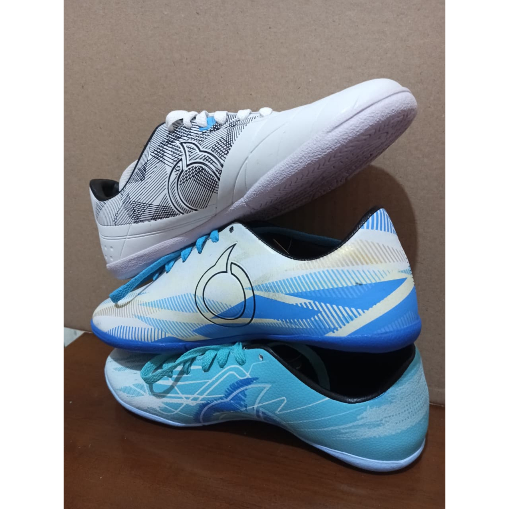 SEPATU FUTSAL ANAK SEPATU PUTSAL ORTUSEIGHT SOL KARET BERDECIT