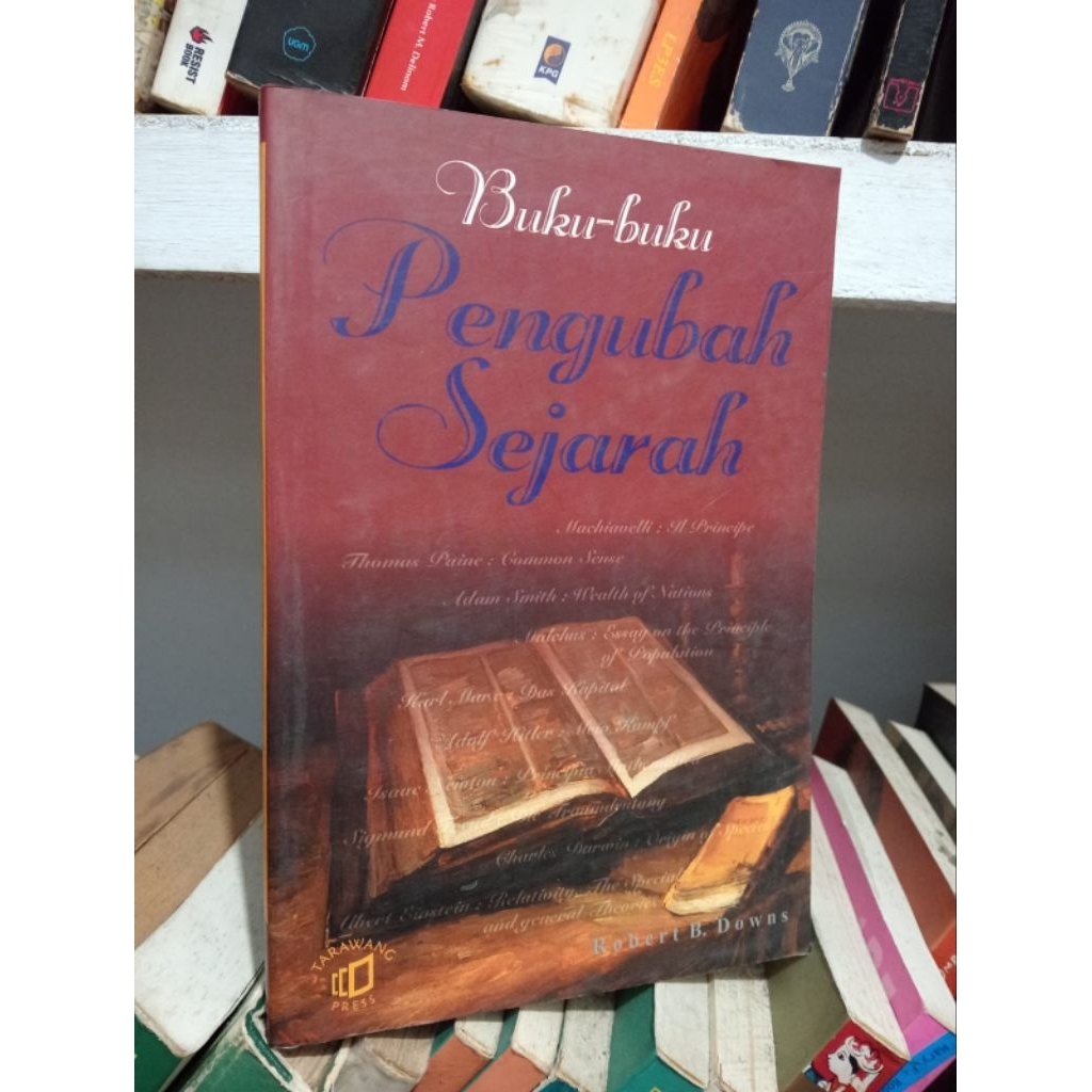 BUKU BUKU PENGUBAH SEJARAH