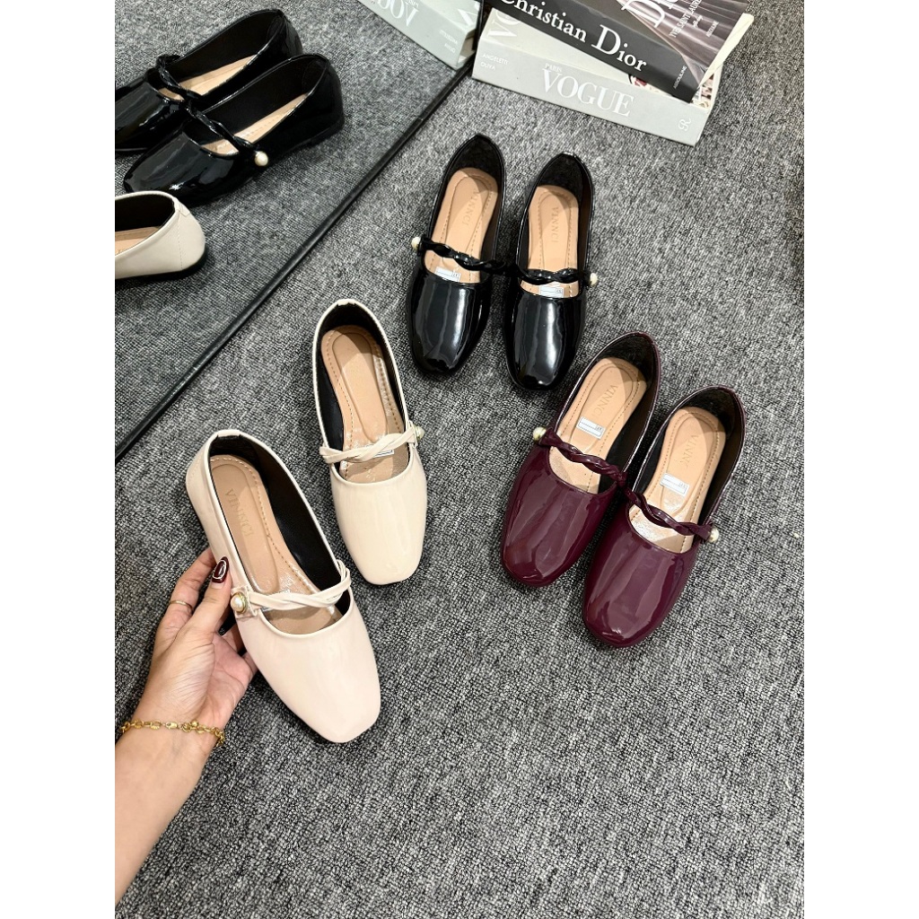 SANDAL WANITA SANDAL TEPLEK SANDAL PANSUS SANDAL HEELS SANDAL TALI SANDAL FLAT