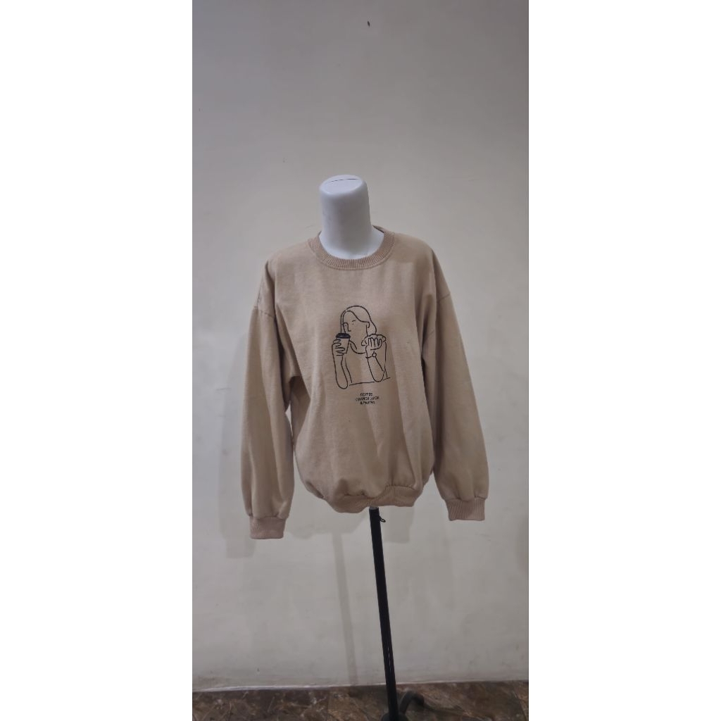 preloved hoodie warna cream / milo