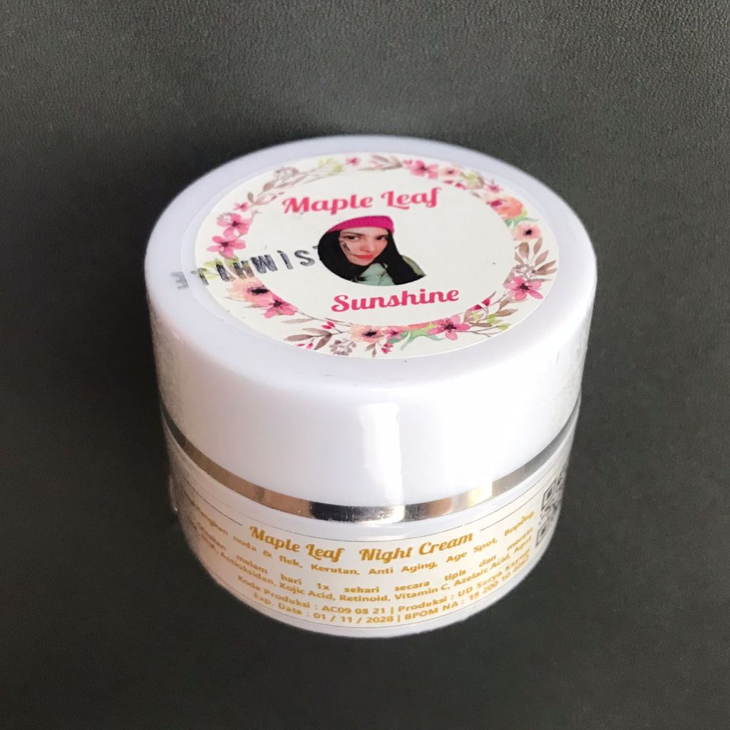 Maple Leaf Cream Siang & Cream Malam Ecer Menghilangkan Flek Hitam Jerawatan