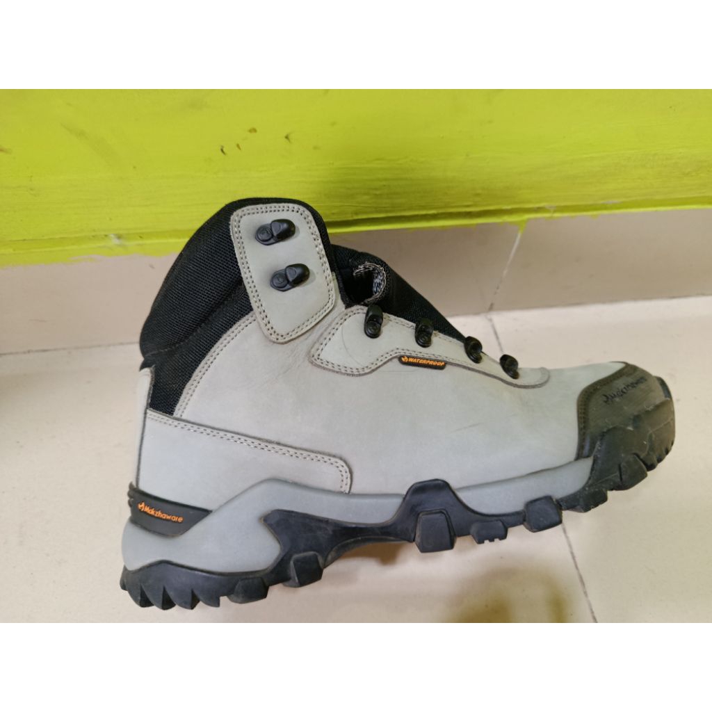 Sepatu Gunung Mokzhaware new reality Grey