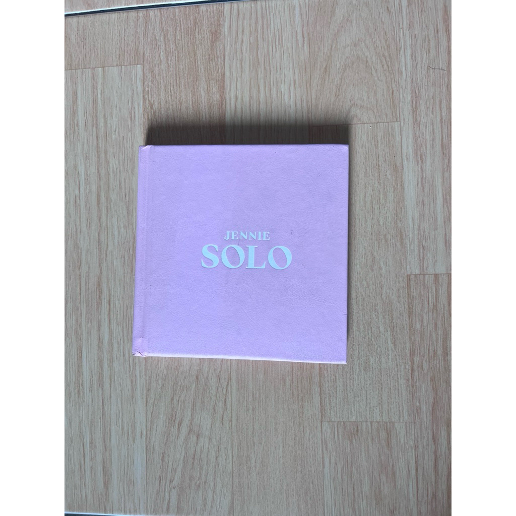 Jennie BLACKPINK Album SOLO