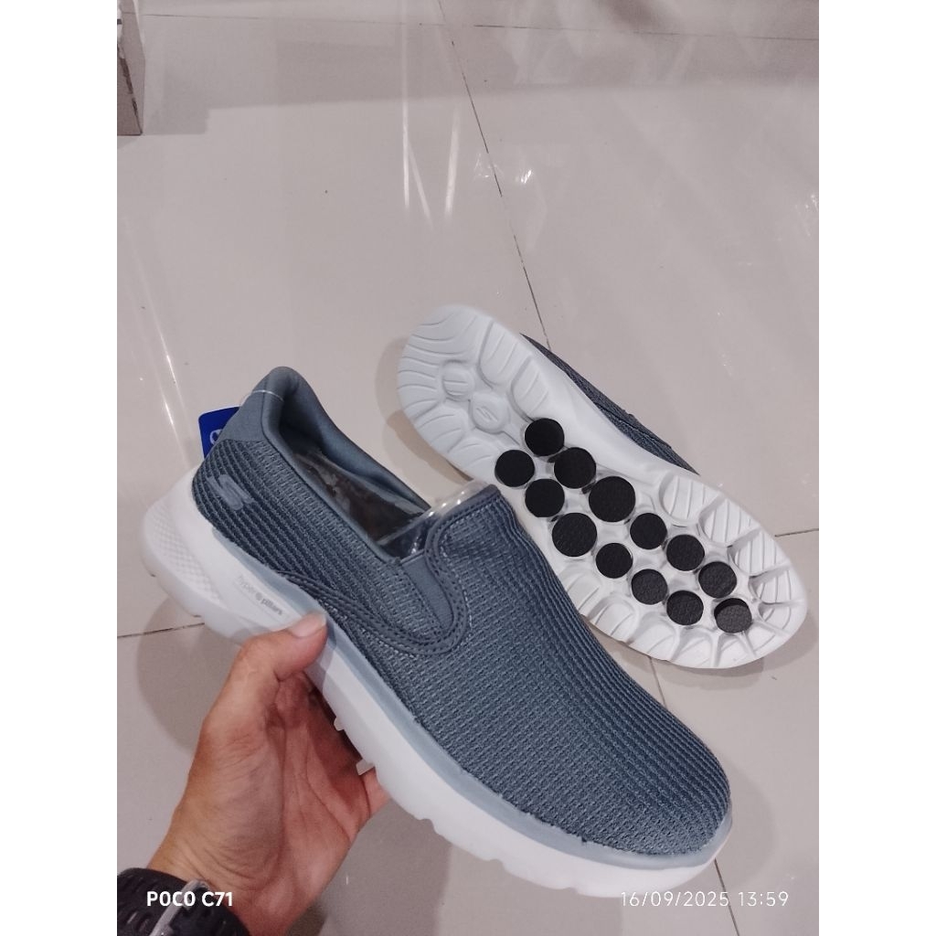 sepatu sneaker pria slip on Skechers pria sepatu Skechers gowalk6 anaglip