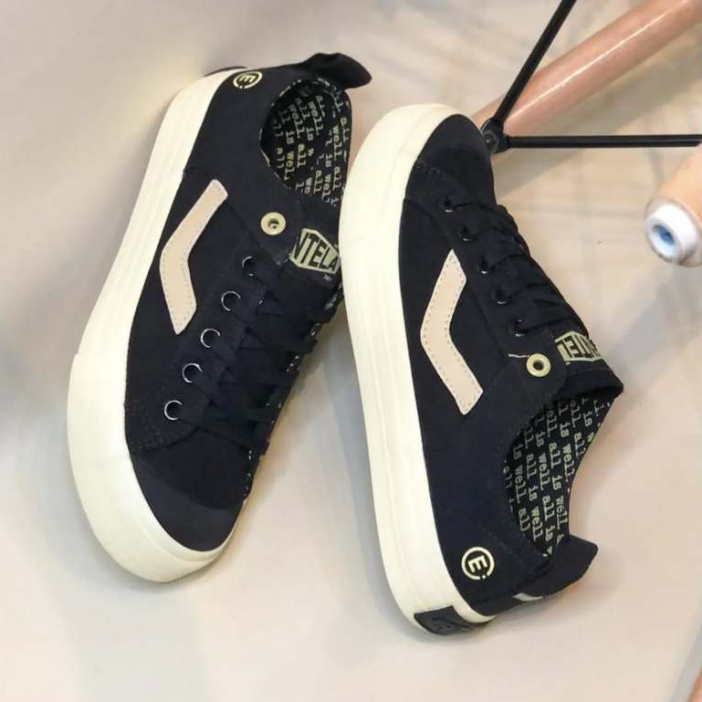 Promo Sepatu Ventela X evil Low Black Pria Wanita