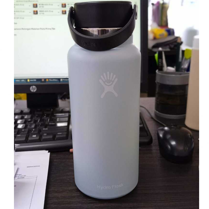 Hydro Flask 32 Oz Soft Blue