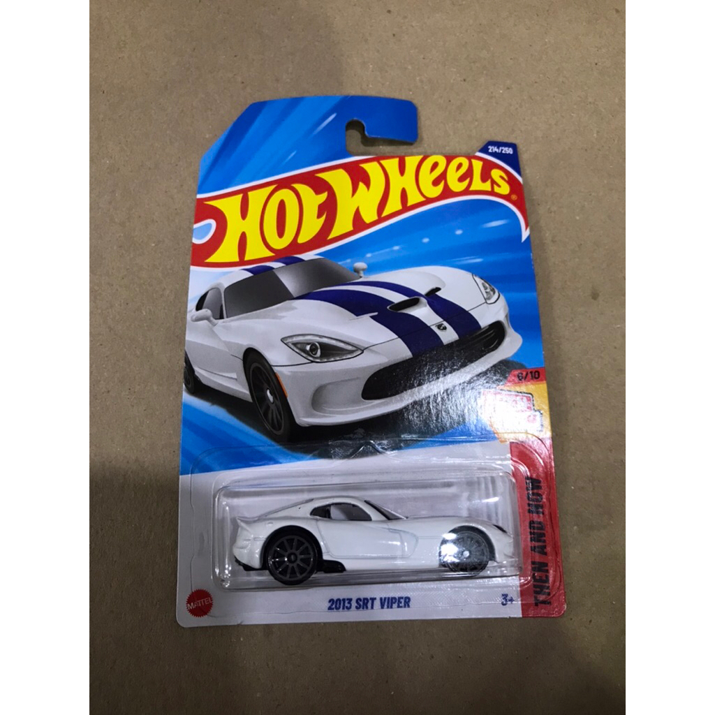 HOT WHEELS 2013 SRT VIPER
