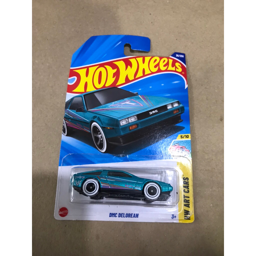 HOT WHEELS DMC DELOREAN