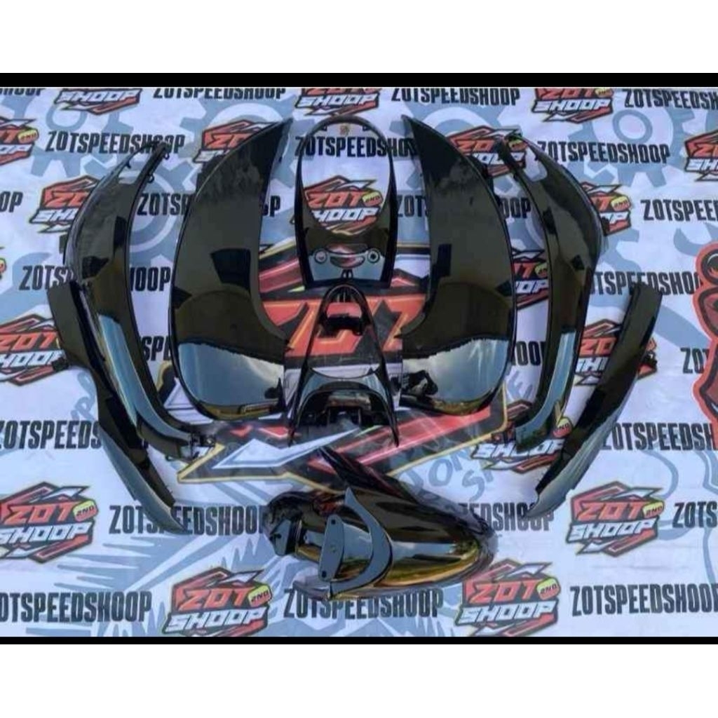 COVER BODY FUll HALUS SCOOPY FI (2013,2014,2015)WARNA MERAH CABE, MERAH MAROON,PUTIH,HITAM,CREAM,