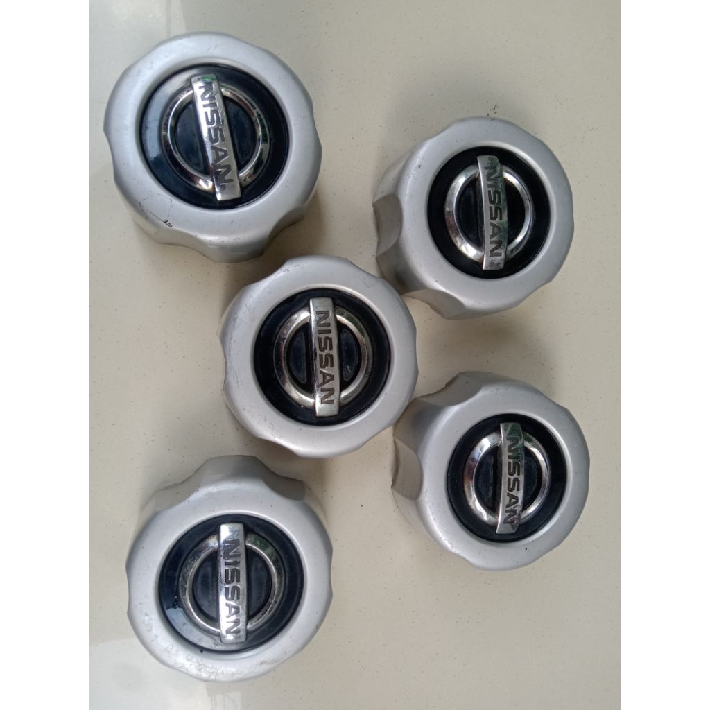 tutup dop velg Nissan Terrano spaket