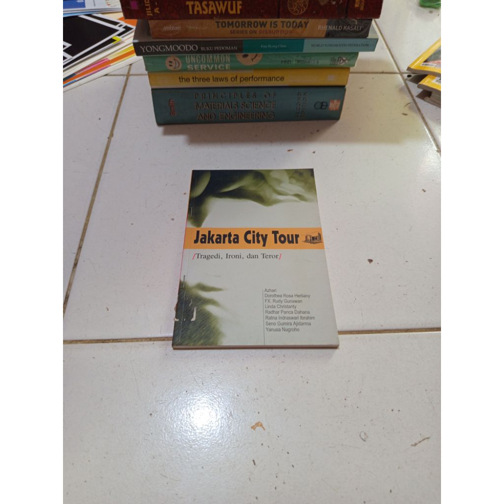 buku original - jakarta city tour tragedi ironi dan teror