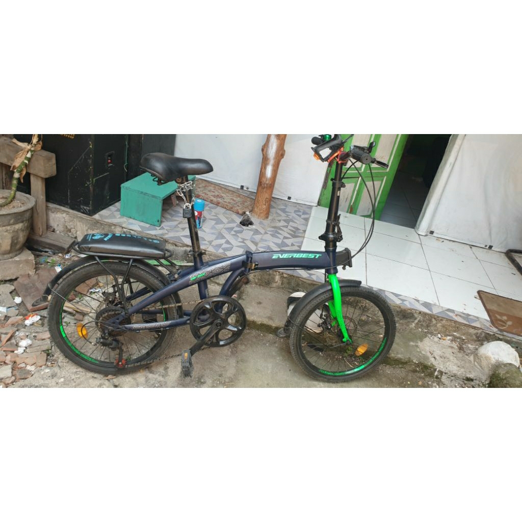 sepeda lipat pollygon everbest
