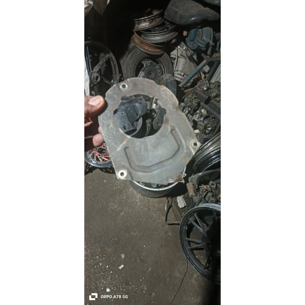 besi tutup gigi nanas Kymco easy 100cc