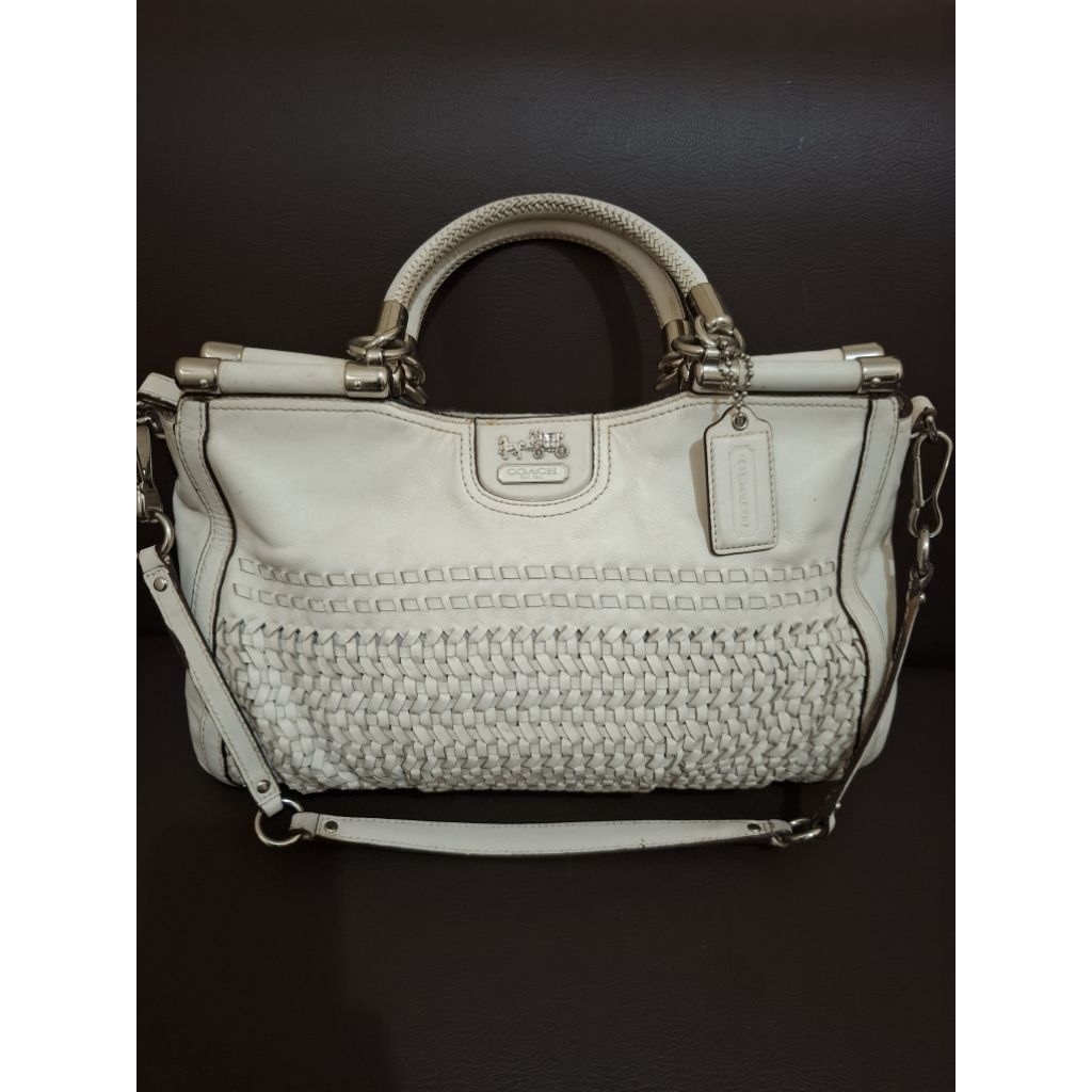 Tas Tote Coach Preloved / Tas Pesta Coc Second / Tas pesta wanita warna Putih / Tas kulit asli