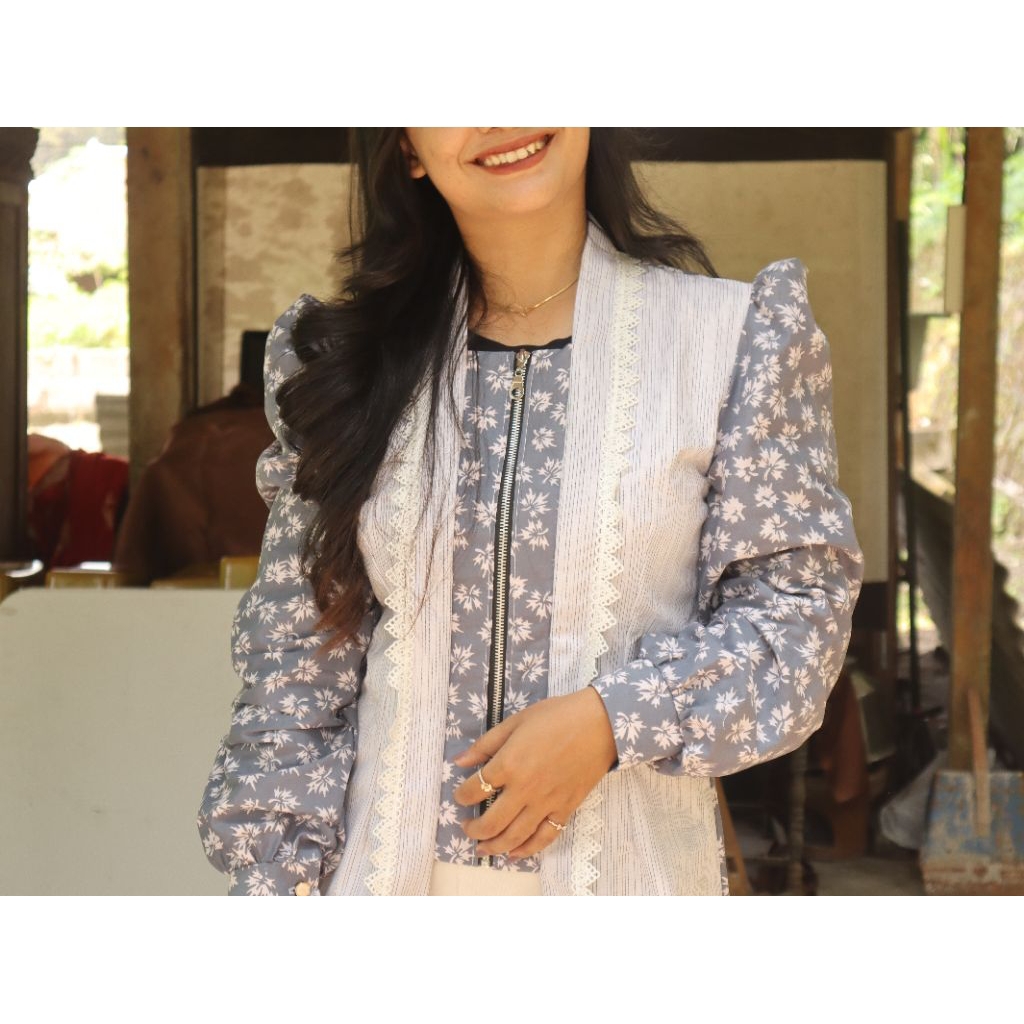 BLOUSE BATIK ABU-ABU MIX LURIK PUTIH// BATIK CAP ASLI // LURIK ATBM // LD 100 CM