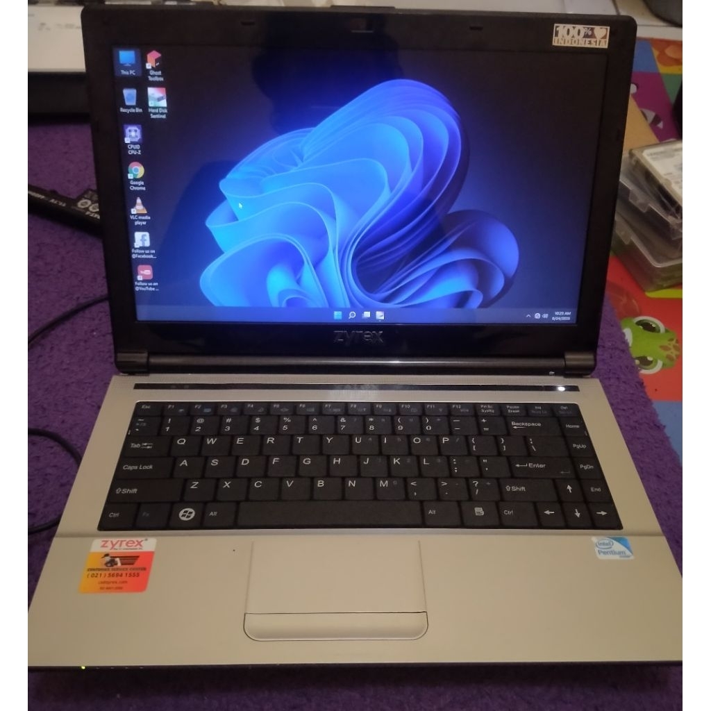 laptop zyrex E4105