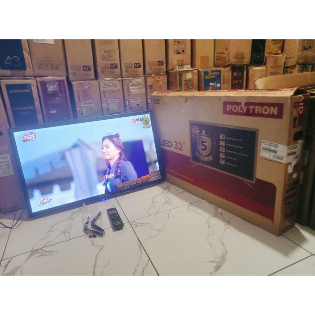 TV LED Polytron 32 Inch HD Analog TV HDMI USB Kondisi bekas masih segel 5569F