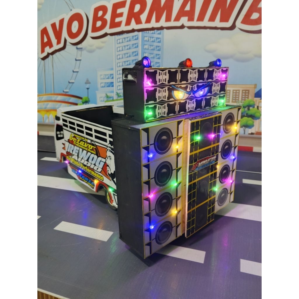 Miniatur truk sound system horeg / miniatur sound system horeg sudah amplifier bluetooth