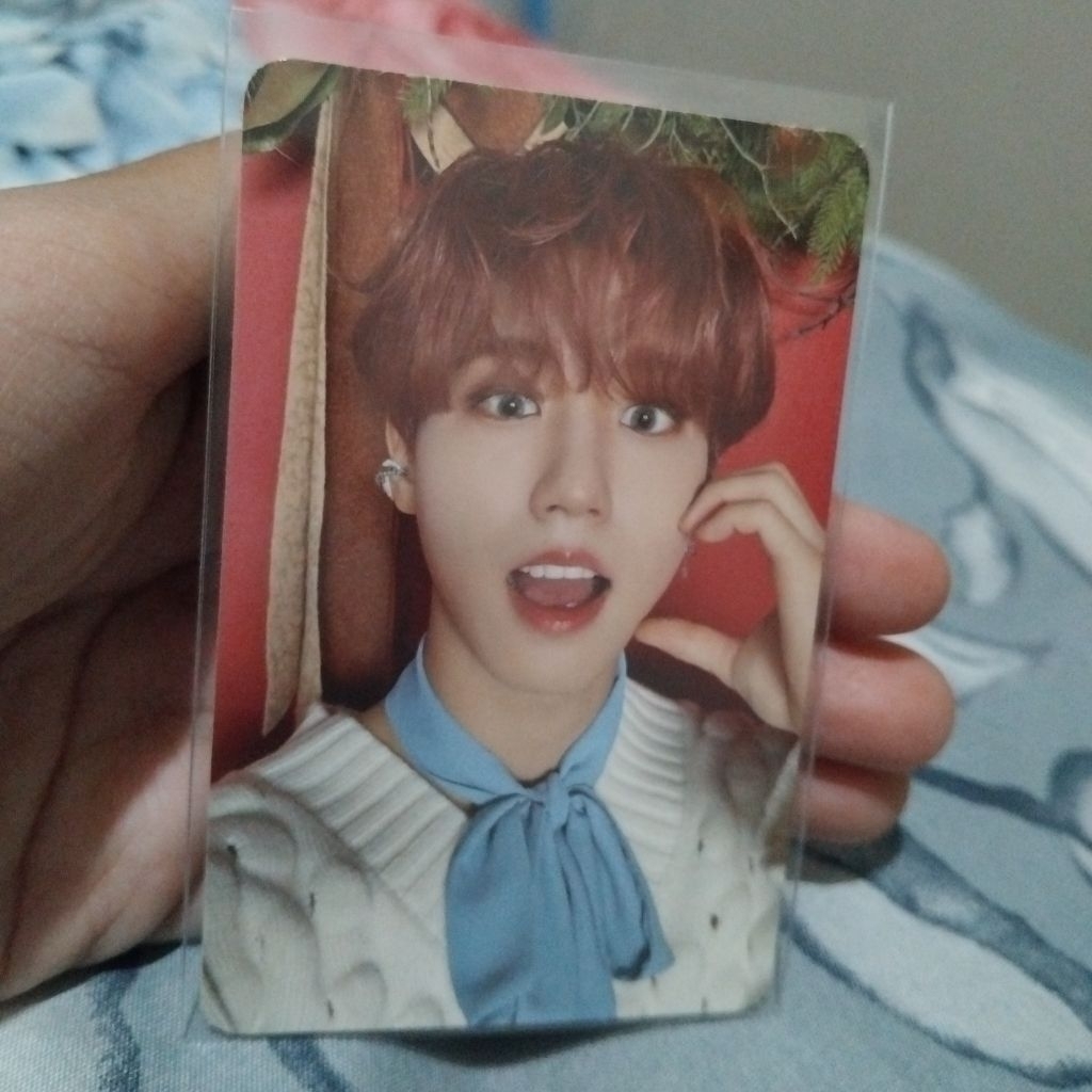 WTS PHOTOCARD HAN JISUNG SEASON GREETING STRAY KIDS CHRISTMAS EVEL