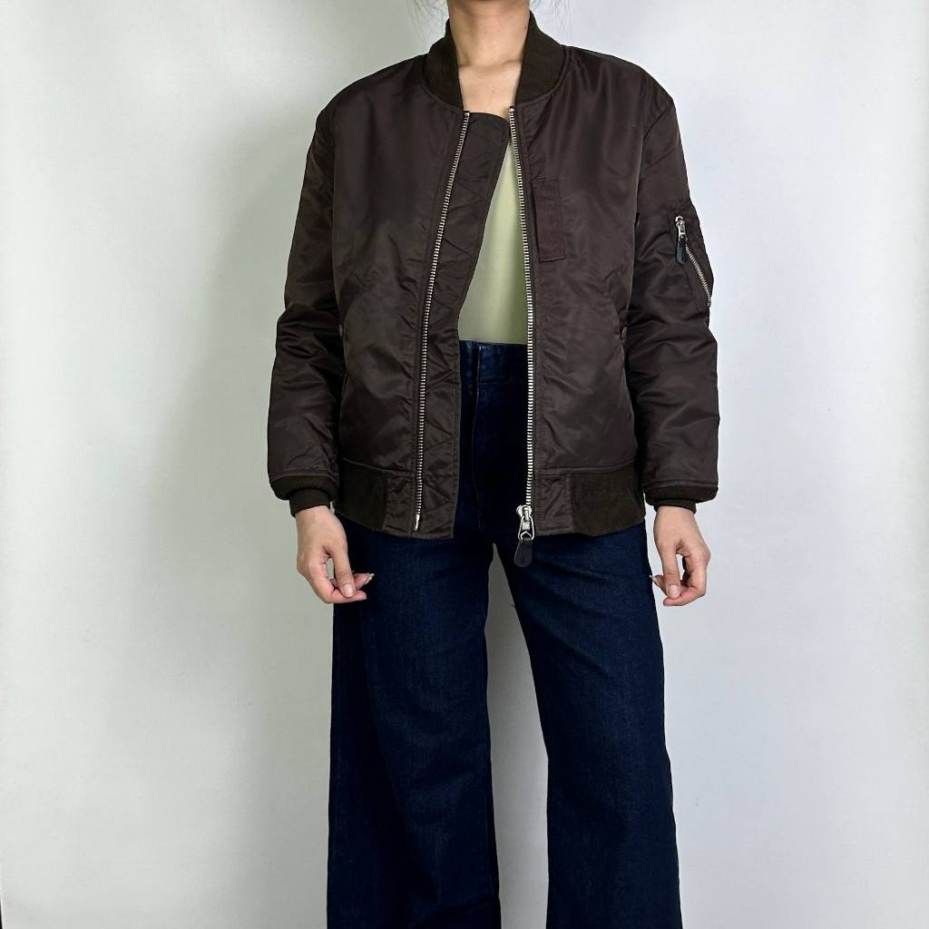 jaket wanita Moussy size M (seperti baru) 100% original 260925F