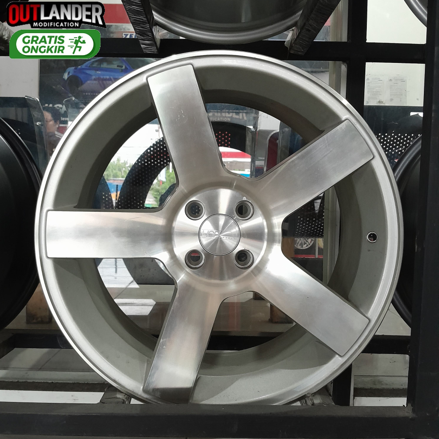 Velg ring18 pcd 4x100 velg mobil Starlet| Corolla| Picanto| Avega| Raize| Rocky dll hsr sale R18