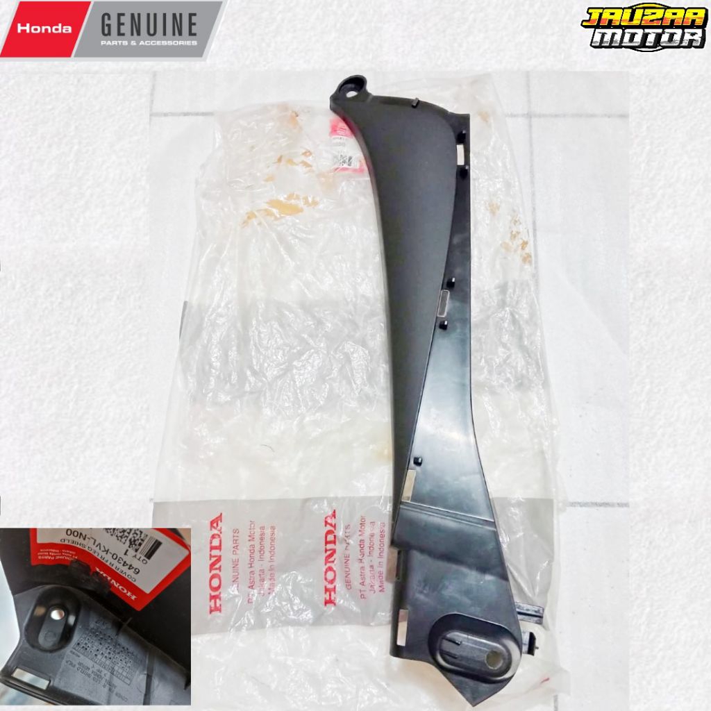 SAMBUNGAN COVER SAYAP LUAR KANANHONDA SUPRA X 125 X125 BATMAN  64430-KVL-N00 ORIGINAL HONDA