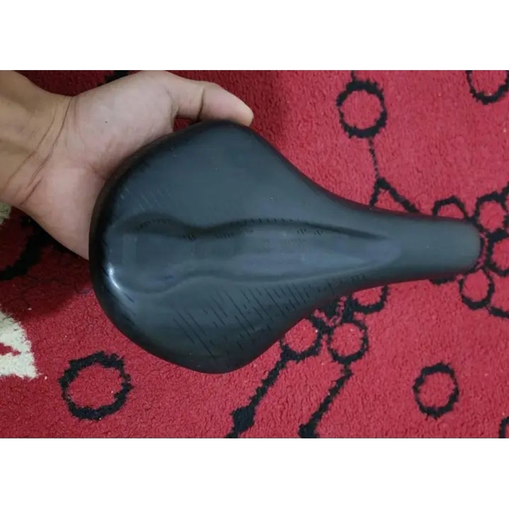 Sadel entity original lepasan roadbike polygon s2