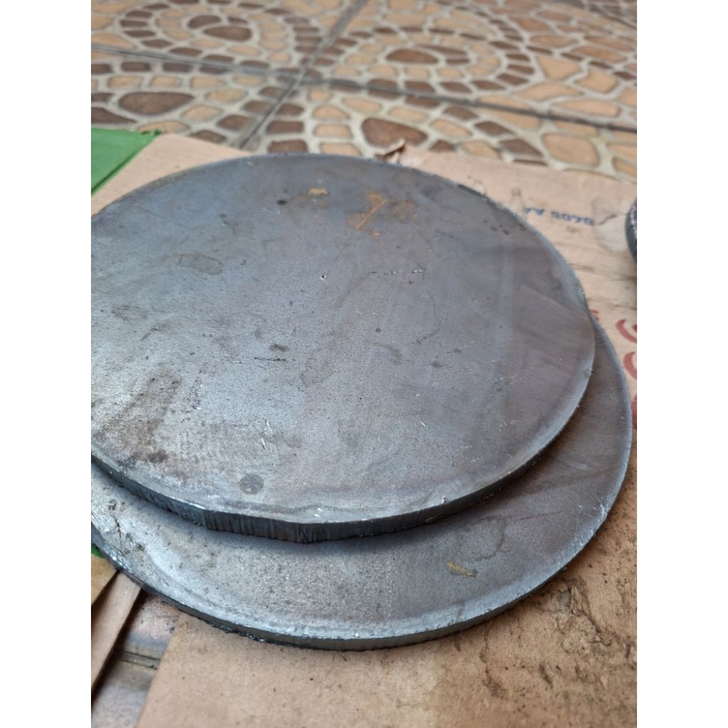 Besi Plat Tebal 20mm Diameter 310mm 1pcs