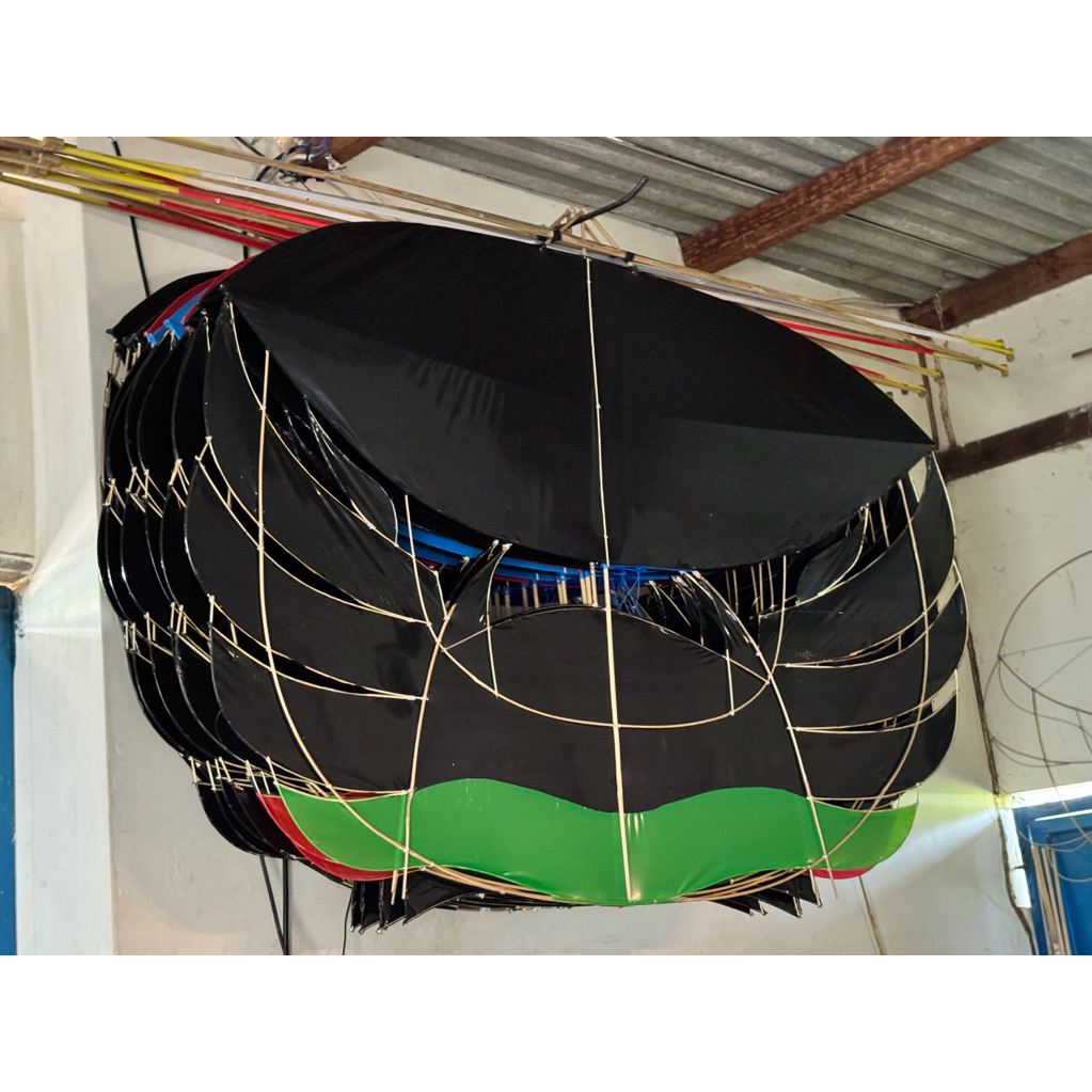 Layangan Ram-raman JIBEK sayap mentah 150cm siap Terbang