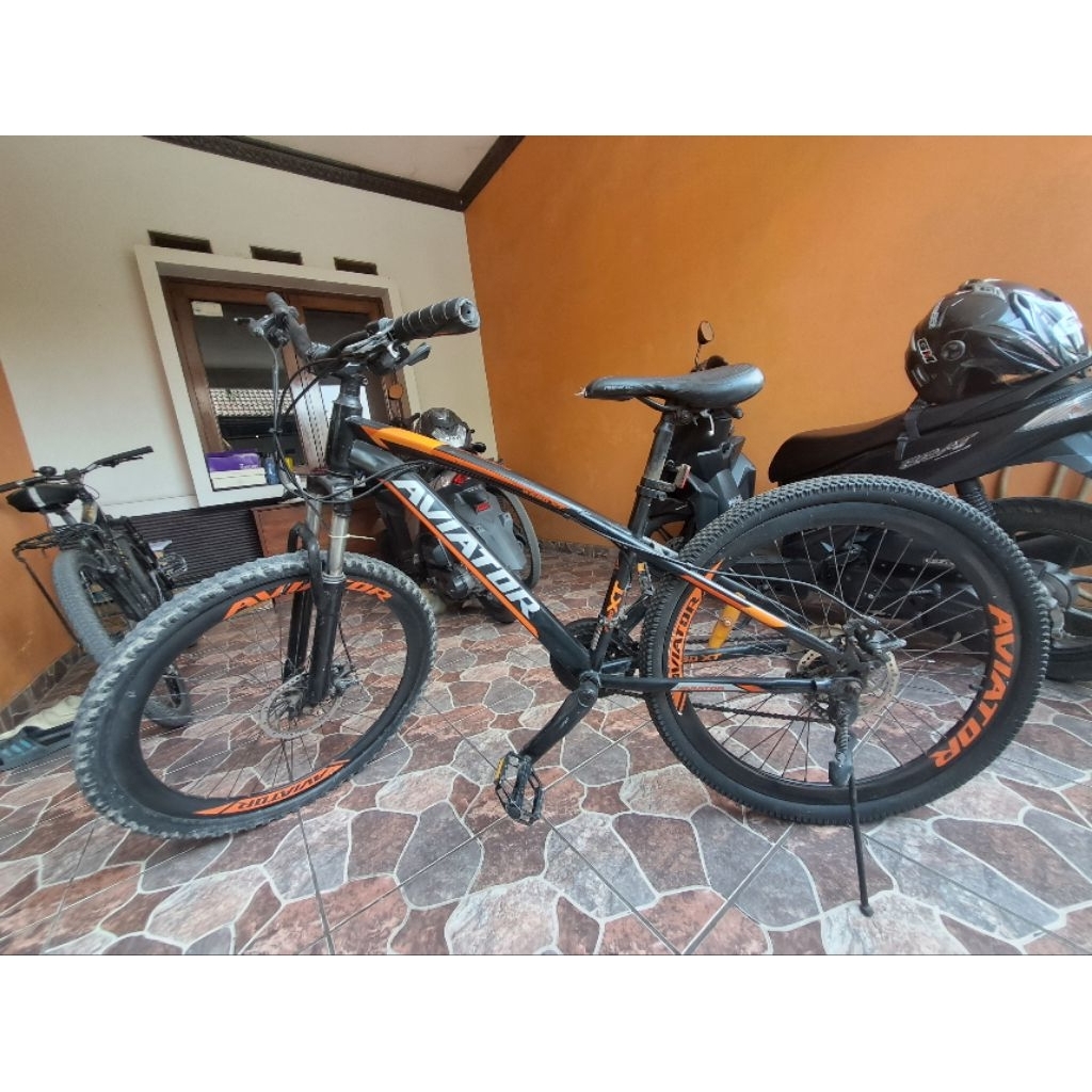 Sepeda Gunung AVIATOR 26" 2690 XT