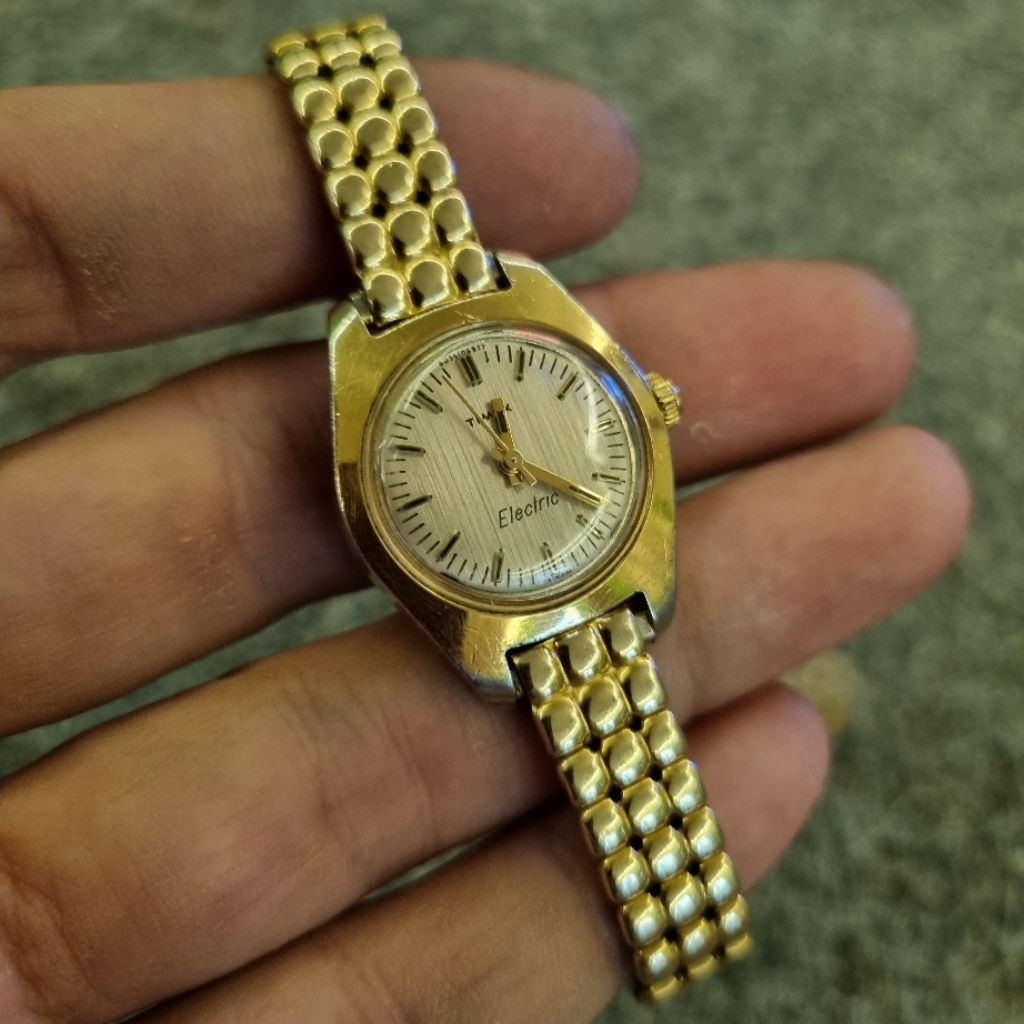 Jam tangan Timex Electric Original US Vintage